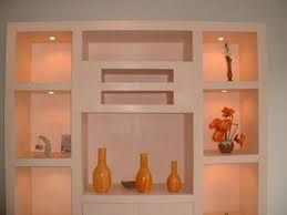 ESTANTE em Gesso com aplicação